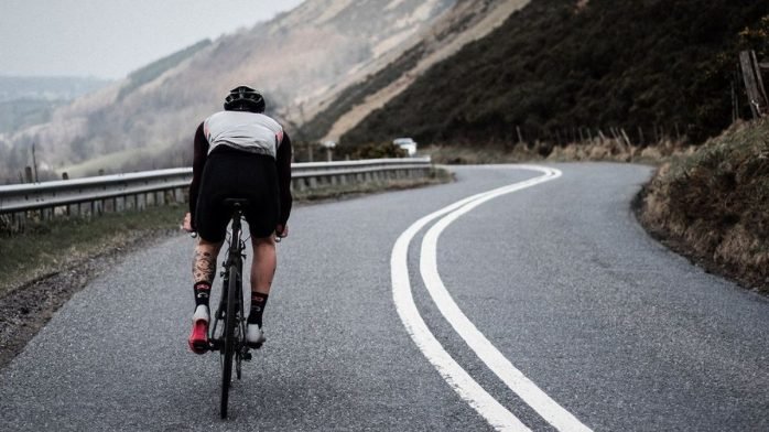 A Buyer’s Guide To Rapha Cycling Clothing