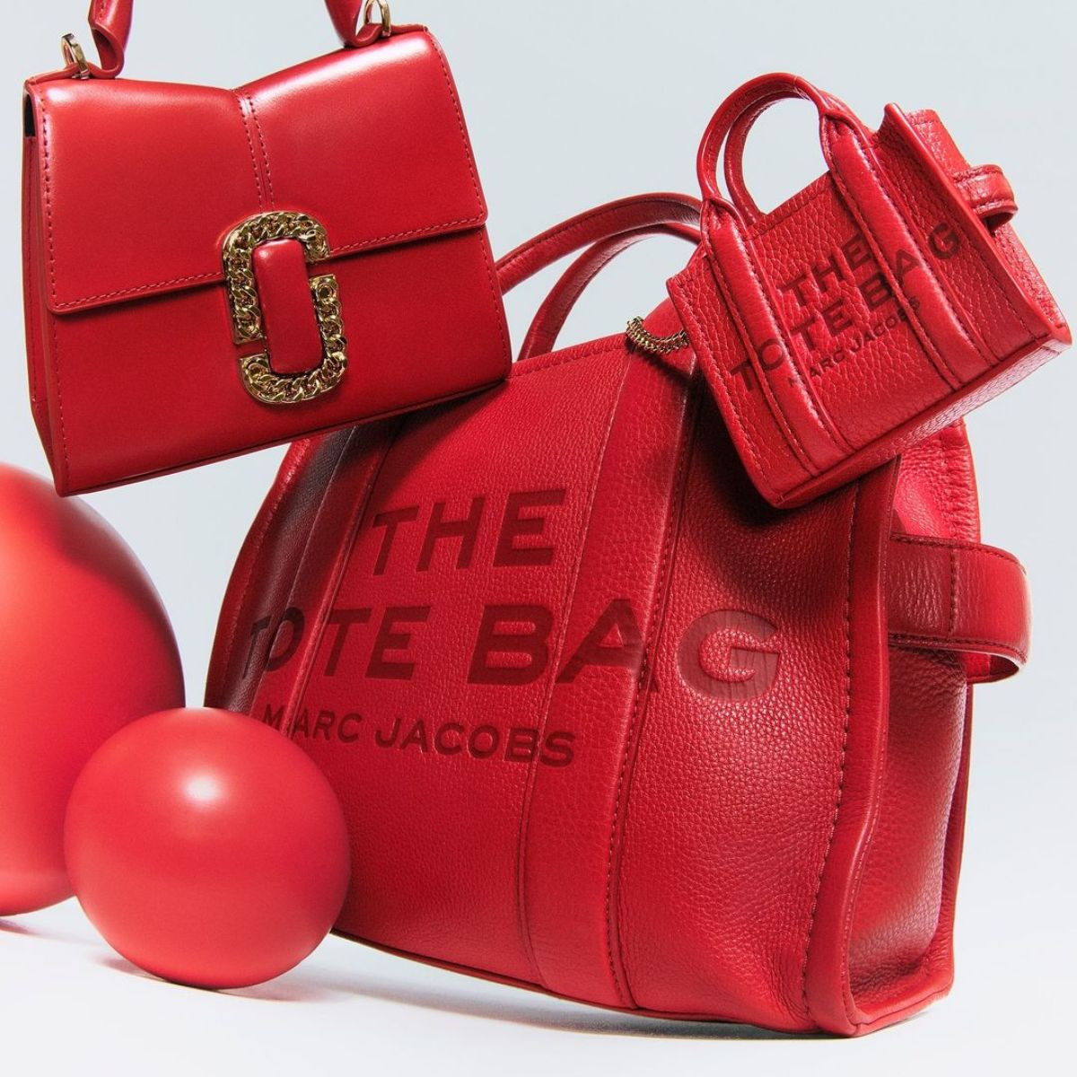 Marc Jacobs Fiery Chilli Red