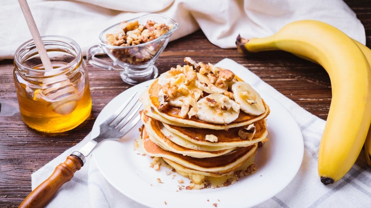 homemade banana pancakes