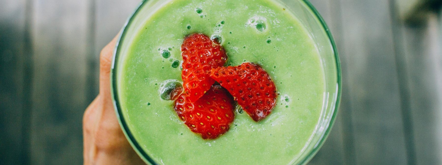 How to Make a Detox Smoothie This Summer