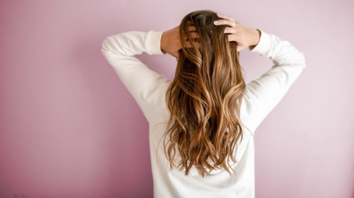 How To Keep Your Hair Longer And Stronger