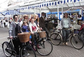 People on vintage bikes