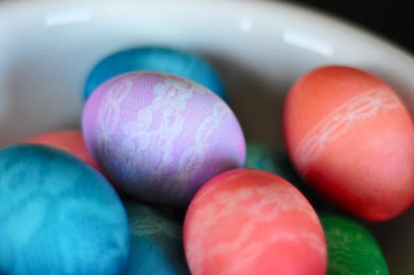 Affordable Easter Egg Decorating Ideas