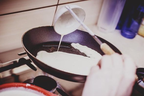 How To: The Perfect Pancake Flip