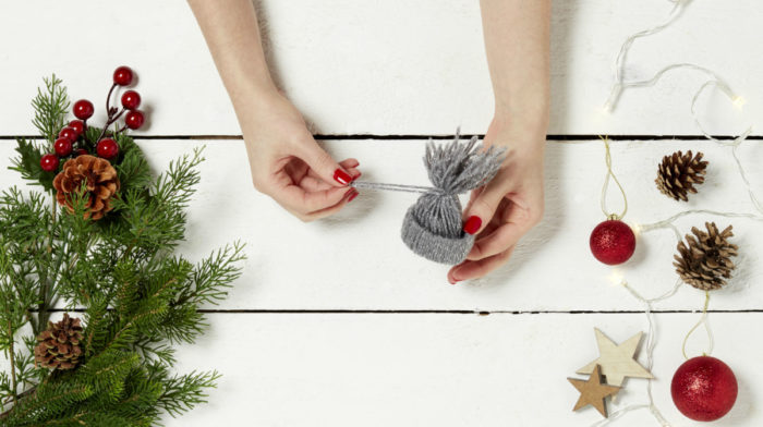How to make a yarn hat ornament