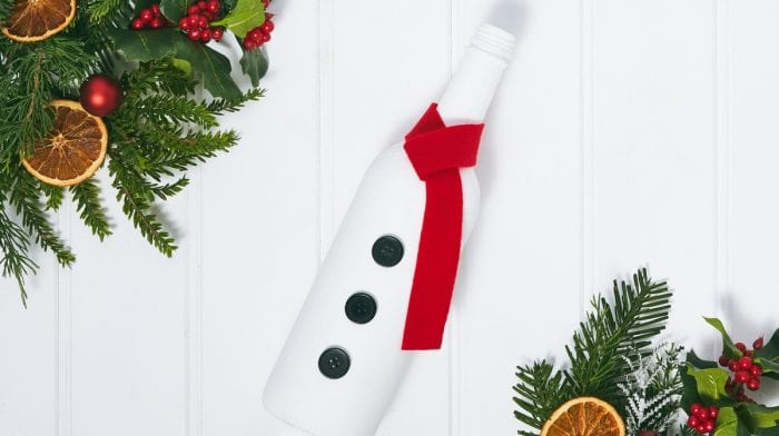 How to Make Your Own Festive Bottle