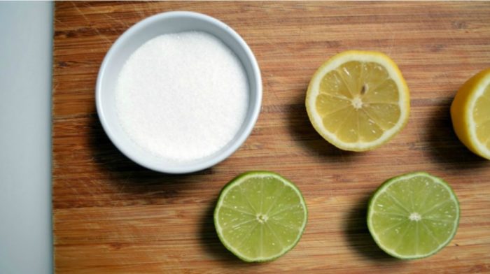 DIY Exfoliator: Coconut Oil and Sugar Scrub