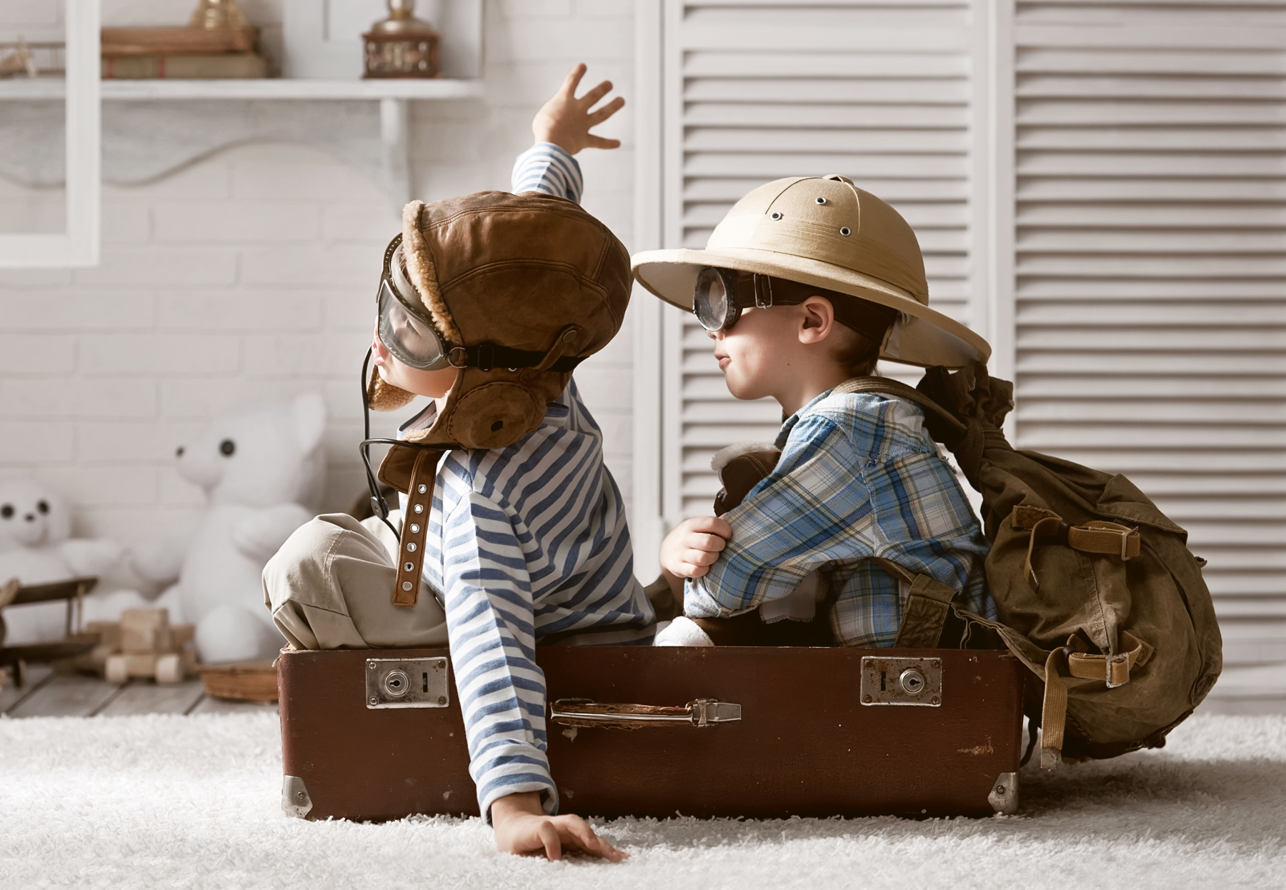 Five Top Tips for Keeping Kids Busy Abroad