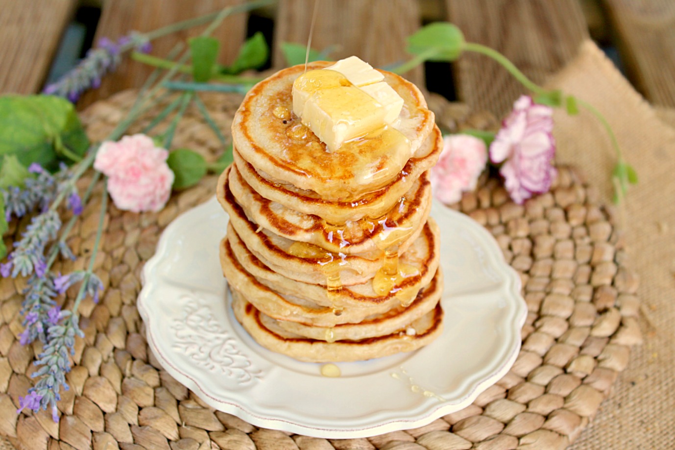 honey greek yogurt pancakes 8