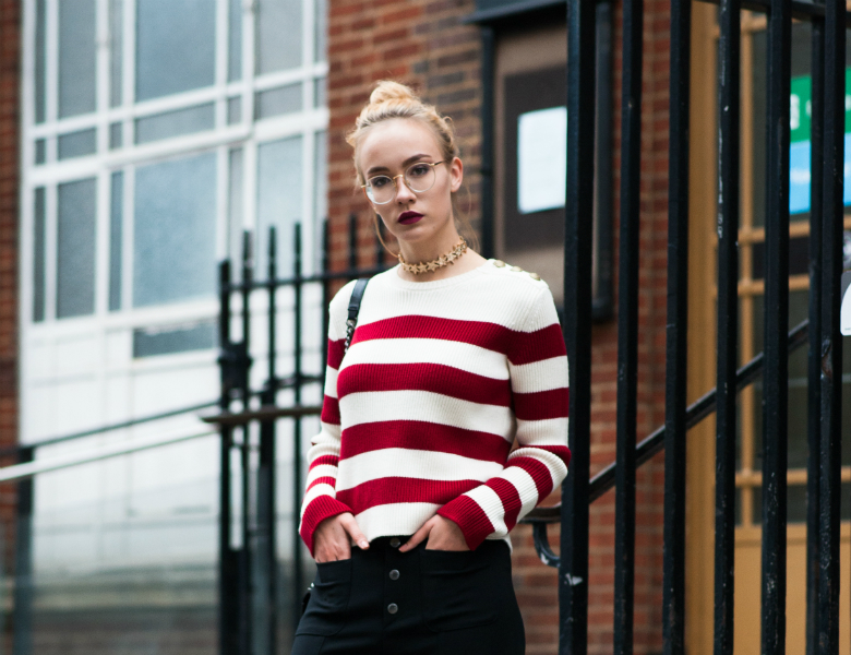 Burgundy Lips Street Style