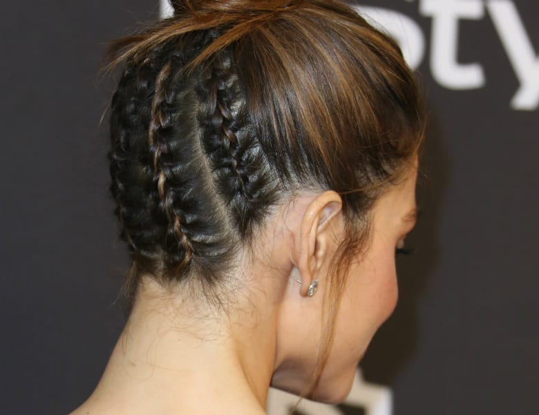 Maria Menounos plaited updo at Golden Globes