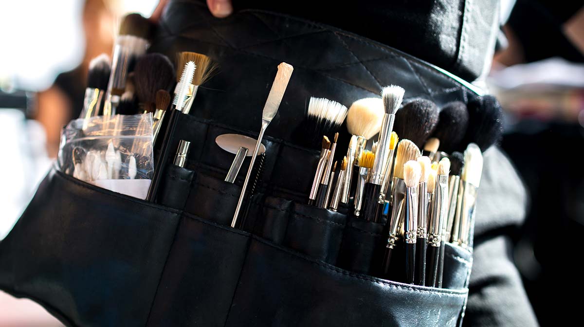 Get a Makeup Brush Kit Worthy of a Pro