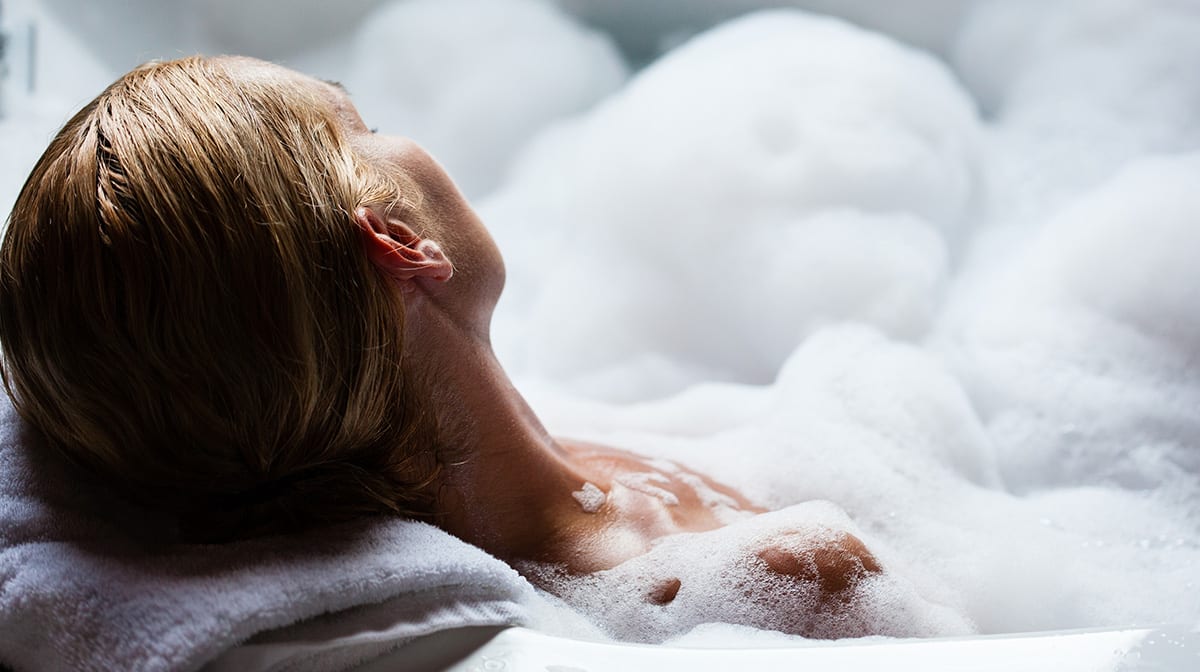5 steps to create the perfect bubble bath