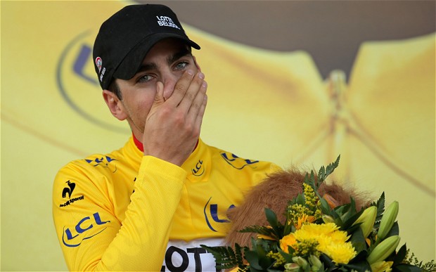 Tony Gallopin takes the Yellow. Image: The Telegraph.