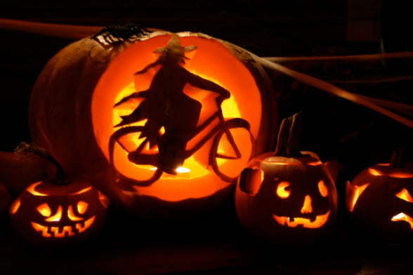 Top 5 Halloween Cycling Horror Stories