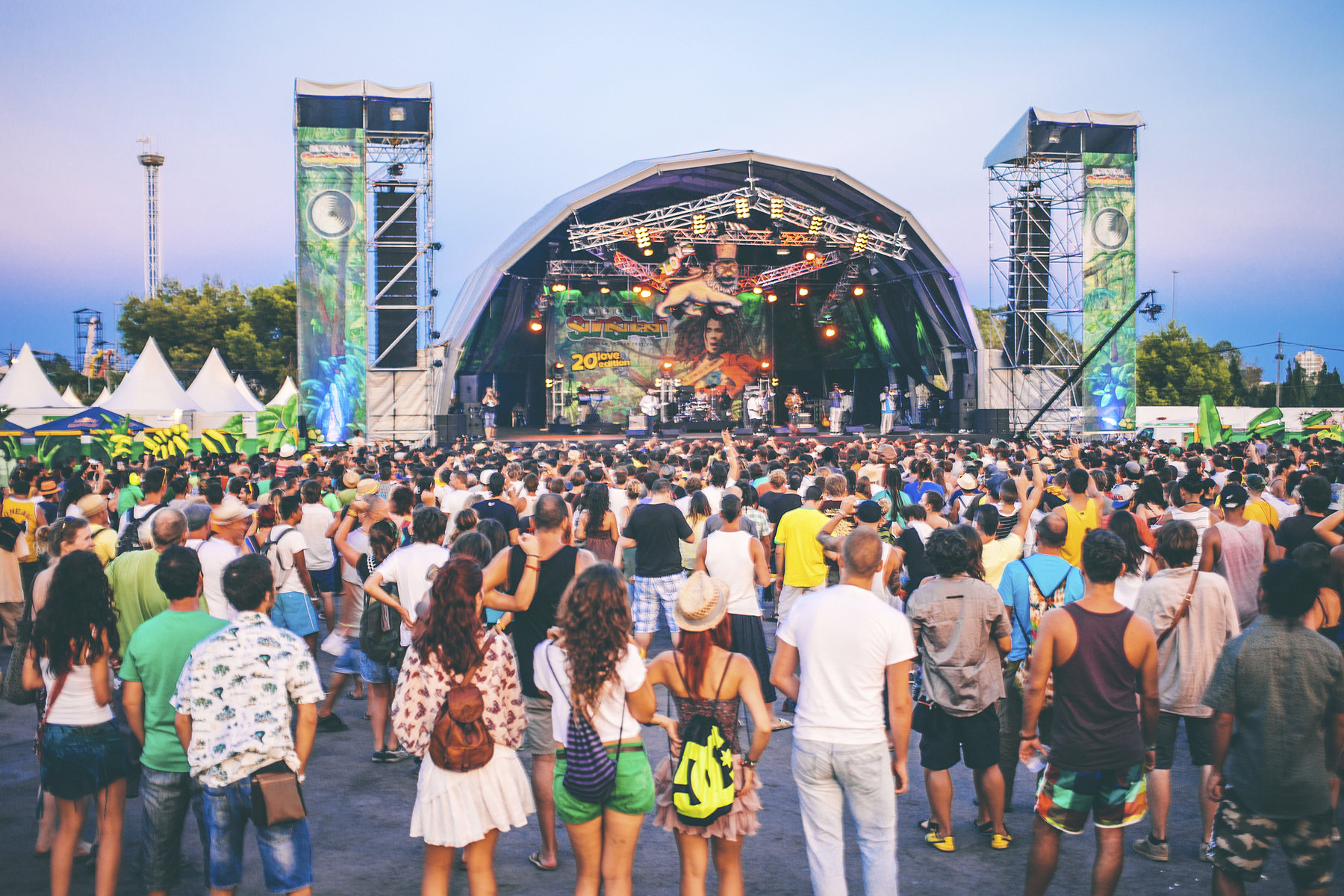 3 Quick Festival Must-Haves for Music Events this Summer