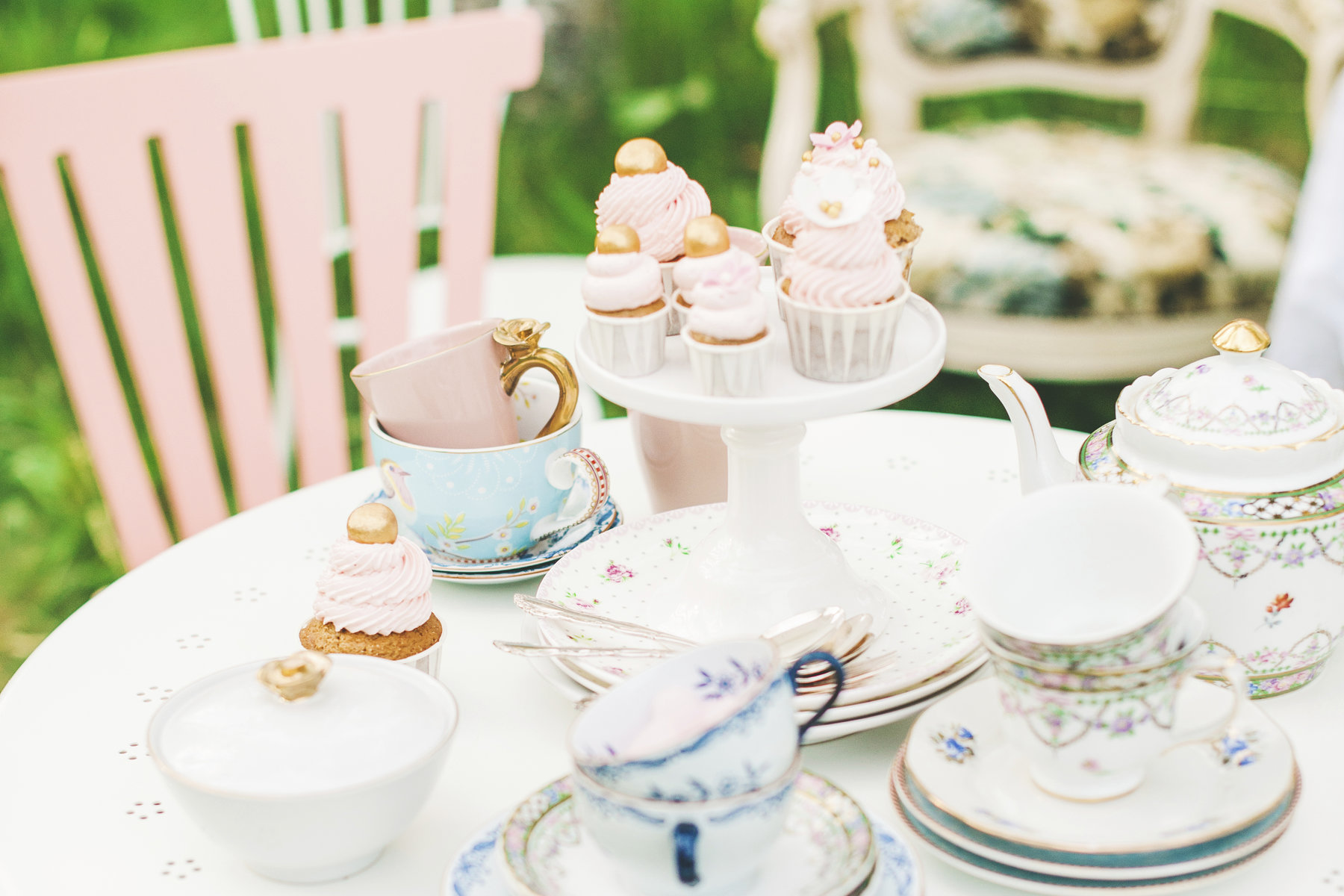 Gourmet Gadgetry Vintage Tea Party