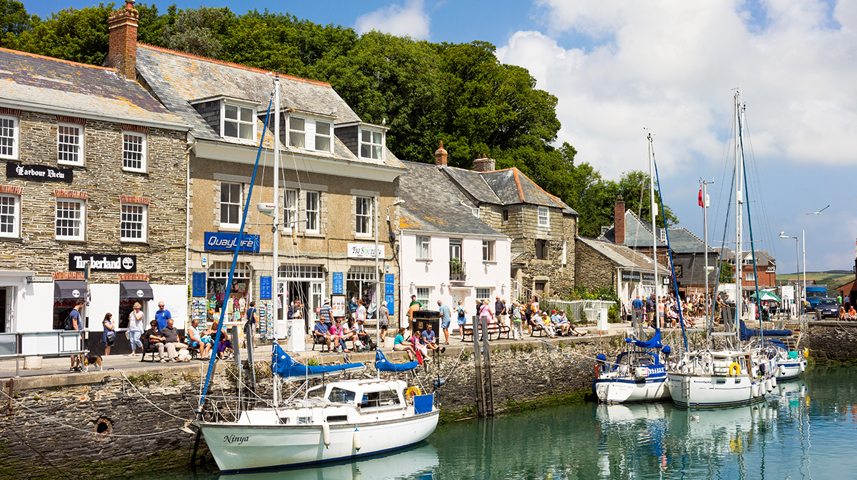 padstow harbour cornwall