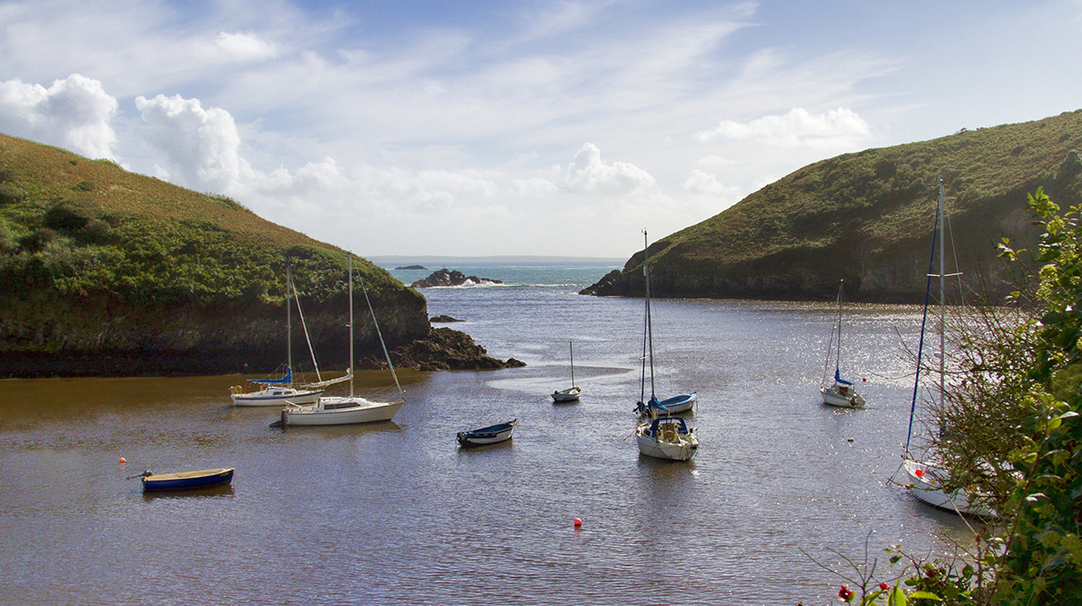 solva harbour pembrokeshire