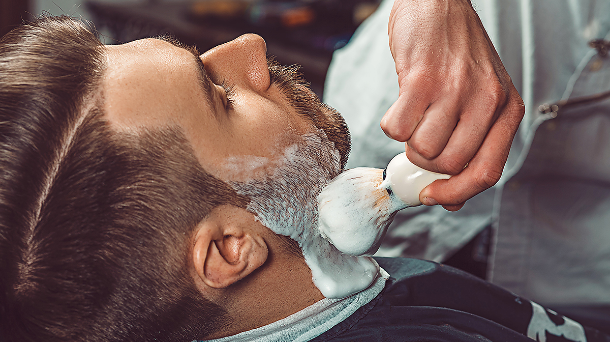 How do shaving brushes actually work?