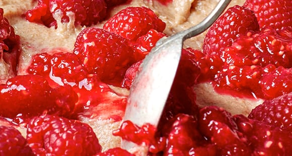 raspberry blondies