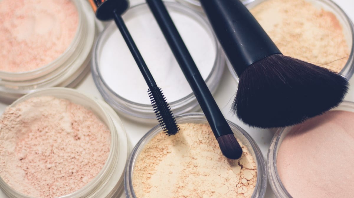 Top 8 Mineral Foundations für ein gesundes Make-Up