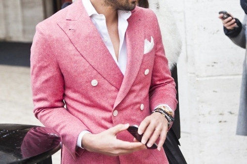 can-men-wear-pink