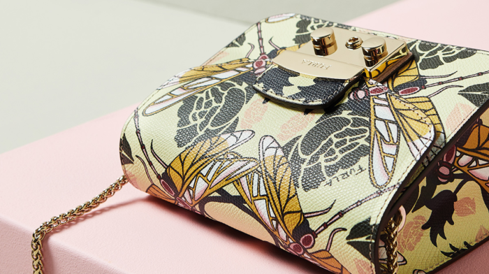 Editor's Picks: Patterned Bags for Your Radar