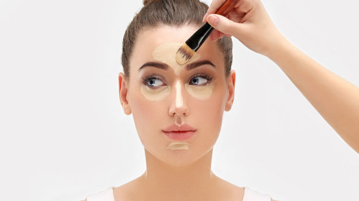 Strobing Vs Highlighting: What's the Difference?