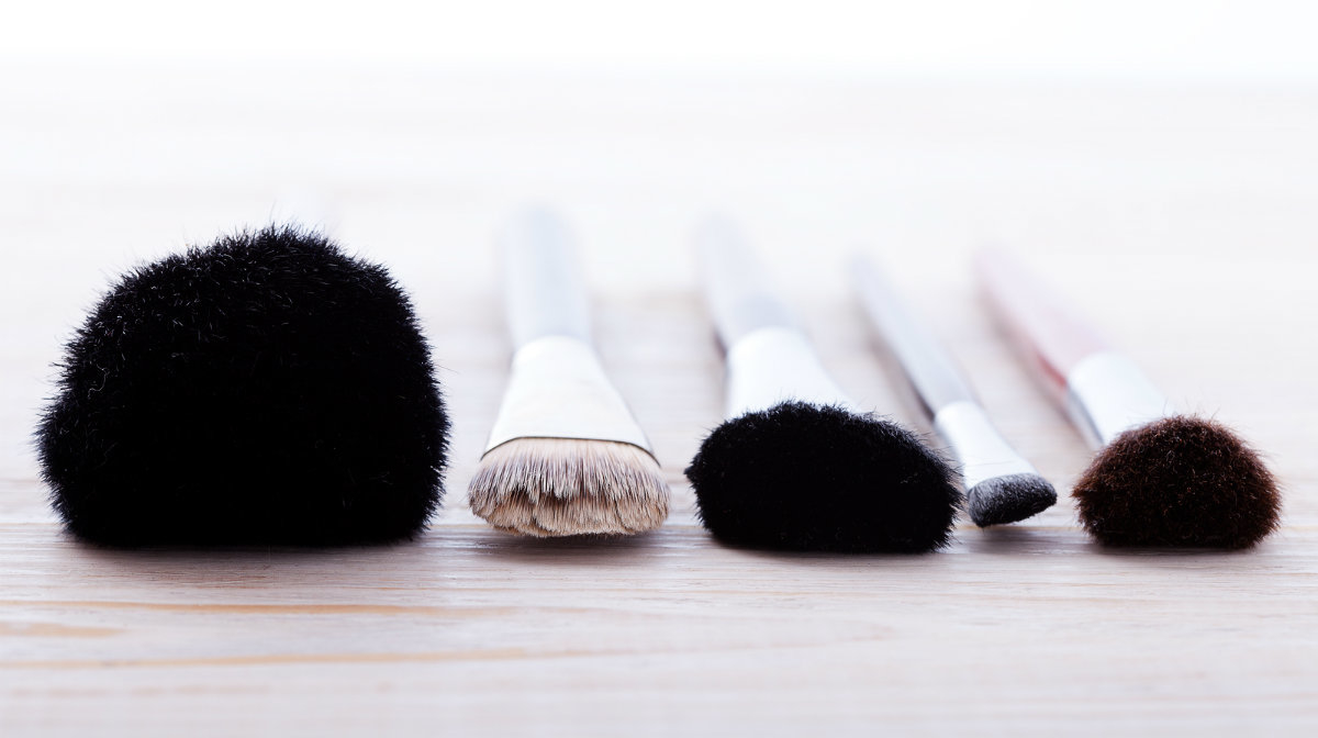 How to Clean Make-Up Brushes Like a Pro