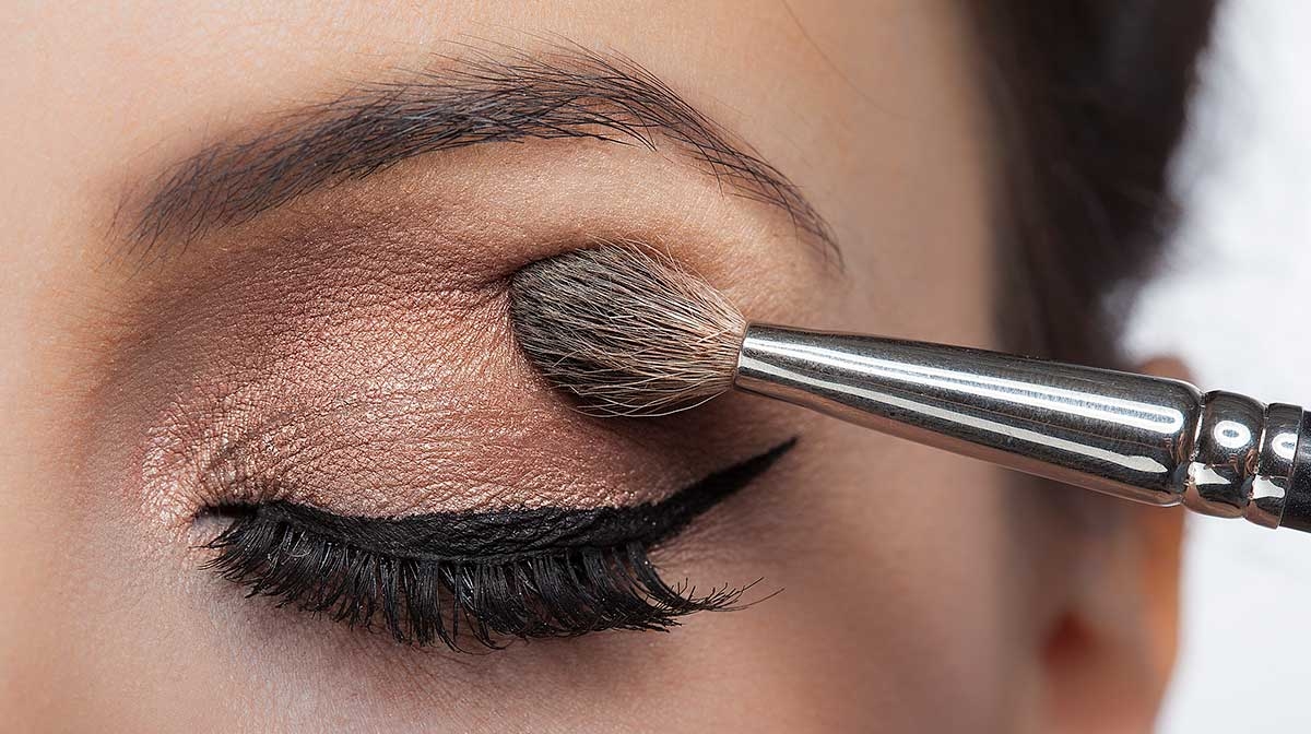 Eyeshadow Tips For Eyeshadow Phobes