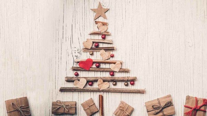 7 Gifts you can Decorate the Tree with