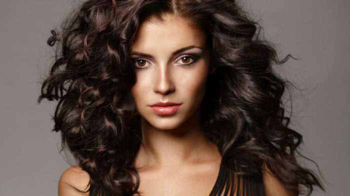 10 Products for Bigger Hair