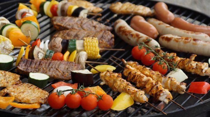 Healthy BBQ Ideas That Won't Derail Your Diet