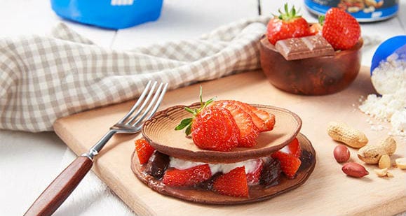 chocolate strawberry pancake