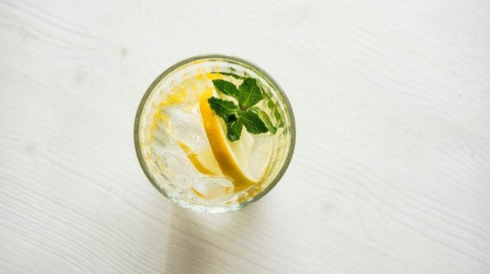 L’eau citronnée : pourquoi en boire tous les jours ?