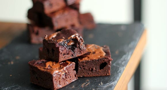 Brownies backen? 10 ungewöhnliche Ei-freie Zusätze, um deine Backwerke zu transformieren