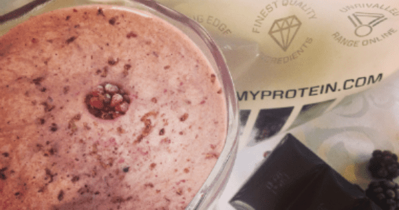 Brombeer Protein Shake