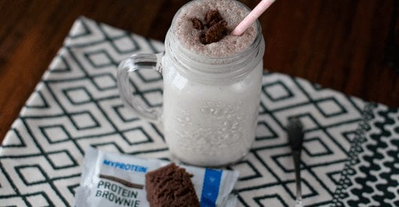 Milchshake Rezept | Protein Chocolatebrownie-Shake