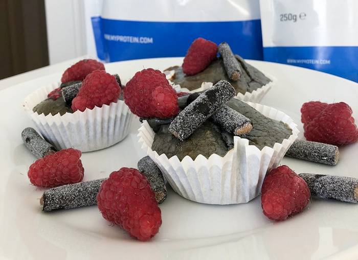 Himbeer-Lakritz Protein Muffins