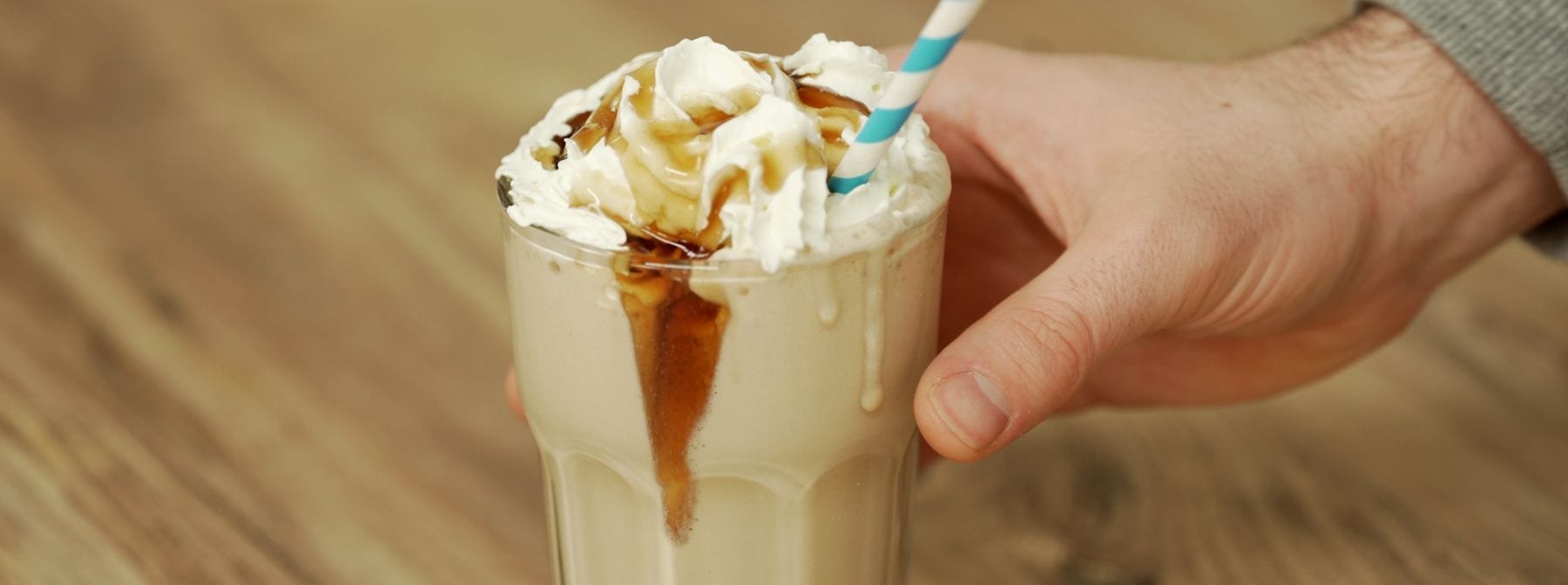 Protein Eiskaffee Shake | Schoko-Kokos Frappe