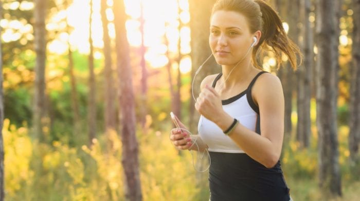 Las 10 Mejores Canciones para hacer Yoga en Casa