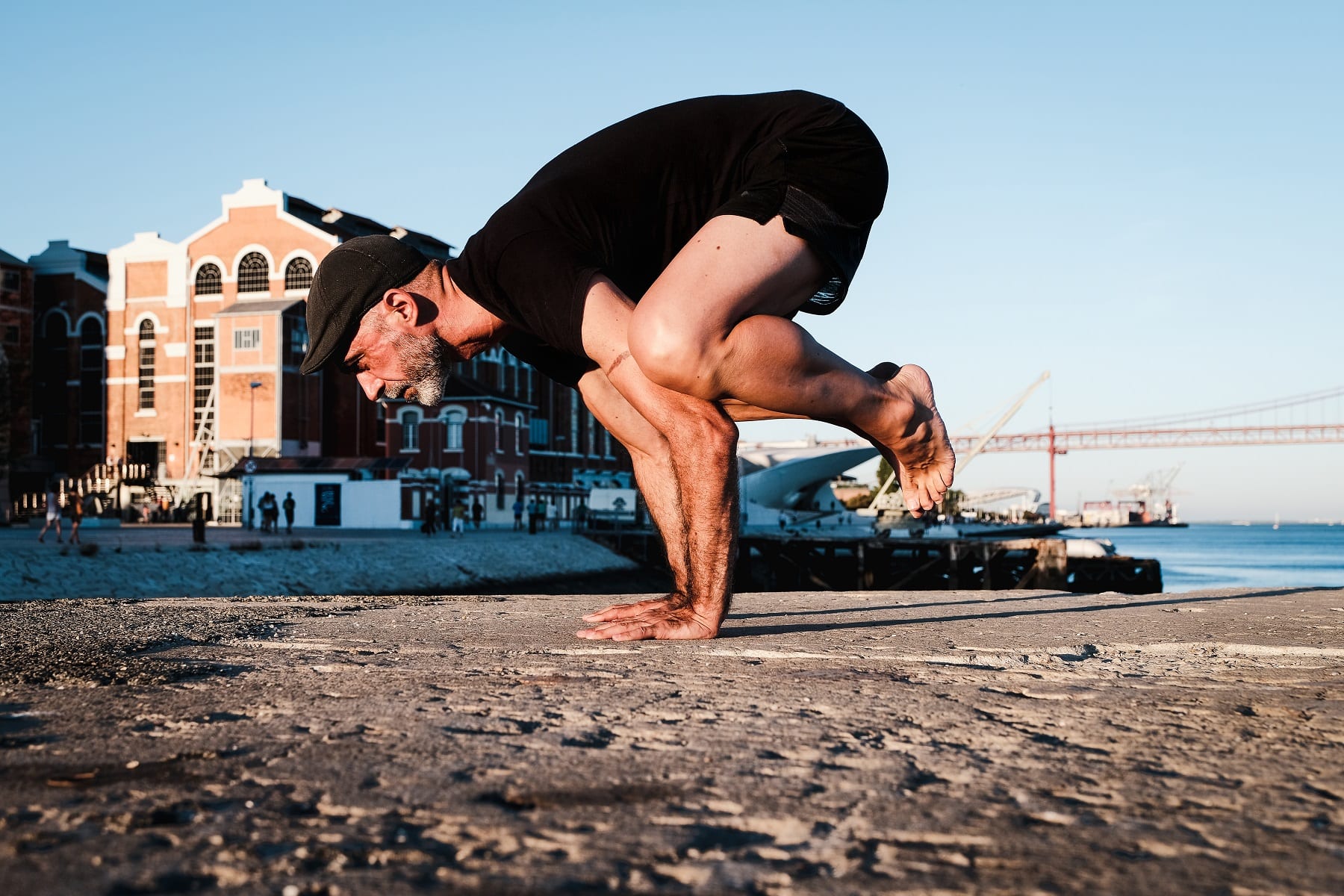 Yoga e desporto: benefícios, papel e exercícios