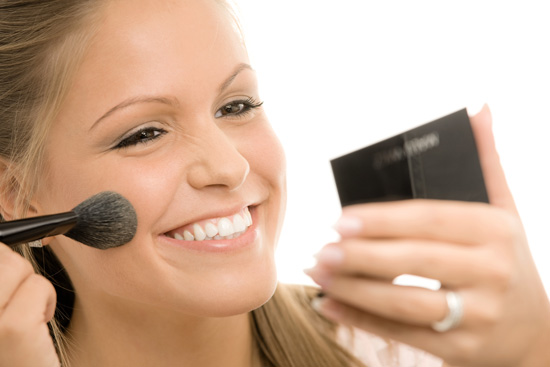 The Secrets to Applying Makeup Like a Professional