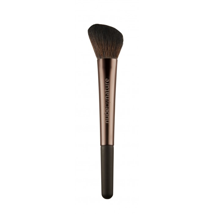 nude_by_nature_angled_blush_brush_06