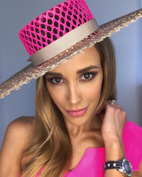 Bec Judd Melbourne Cup 2017 look outfit hot pink