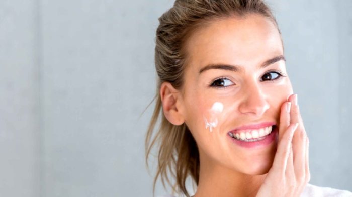 How To Remove Blackheads At Home