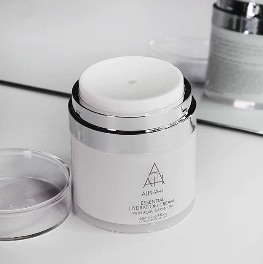 Alpha-H Essential Hydration Cream Night Cream vs Moisturiser