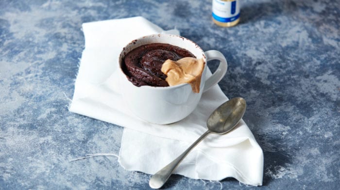 1 minuut Mug Cake recept | Sticky Toffee Protein Pudding