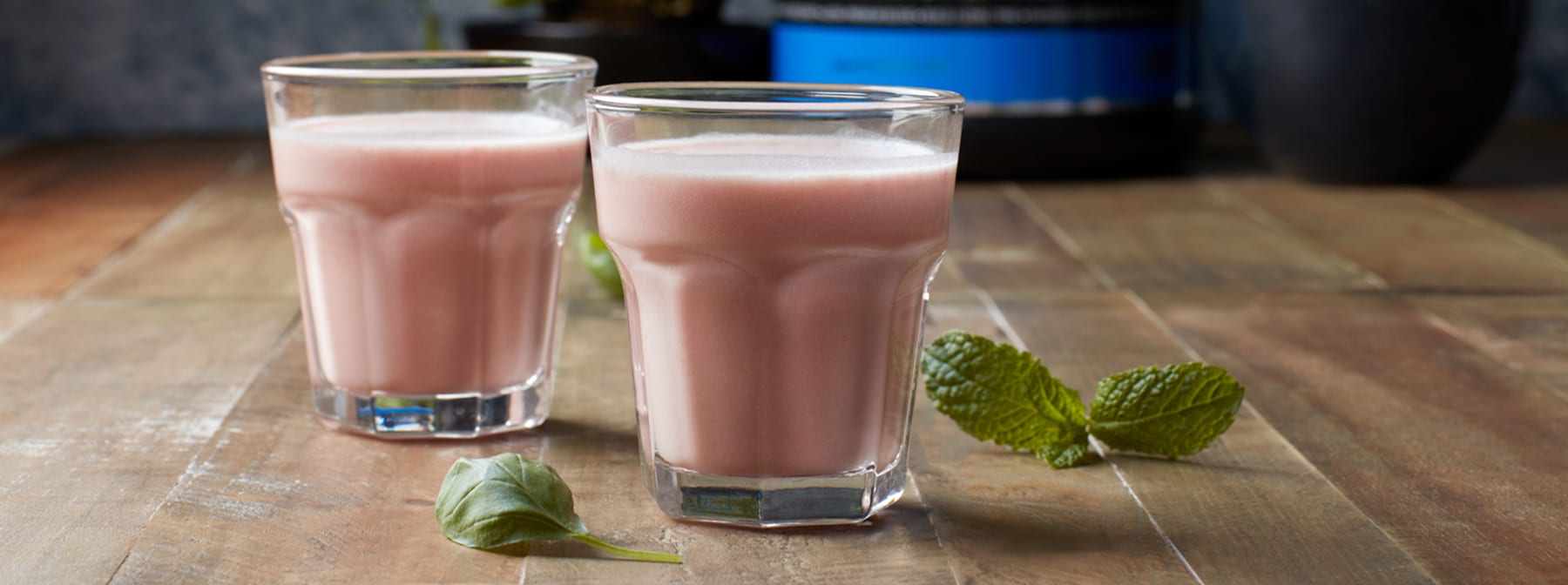 The Whey Protein Shake | Post-Workout Strawberry-Mint Shake